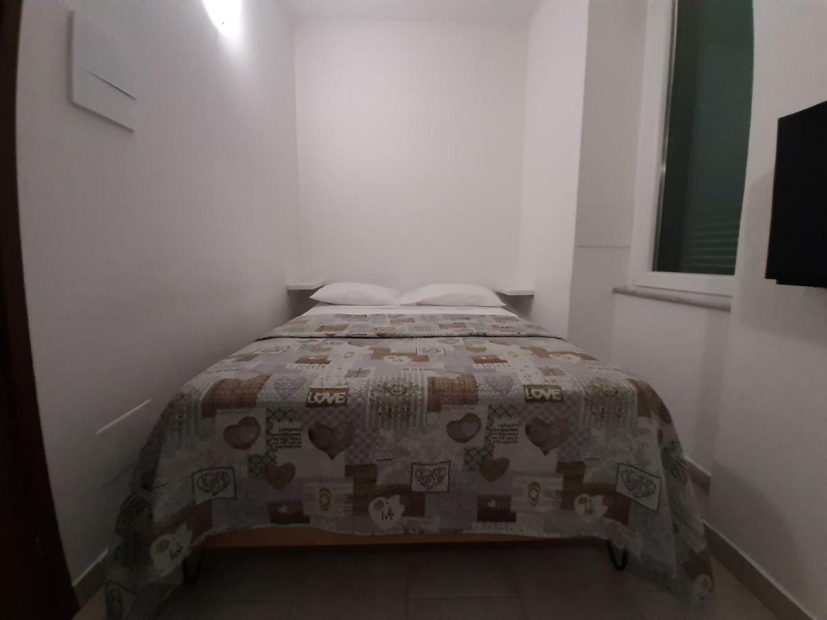 Casa Chicca Hotell La Spezia Exteriör bild