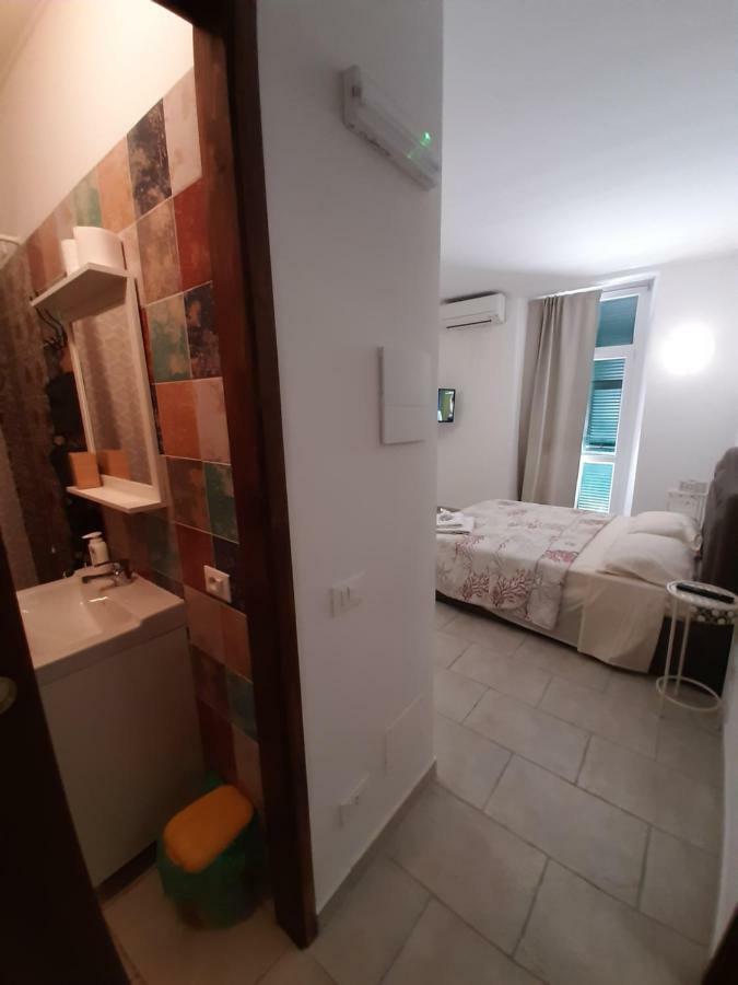 Casa Chicca Hotell La Spezia Exteriör bild